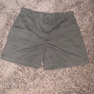 Cargo Grayish Green Jorts